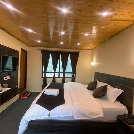 Hotel Amaira Darjeeling  Buitenkant foto